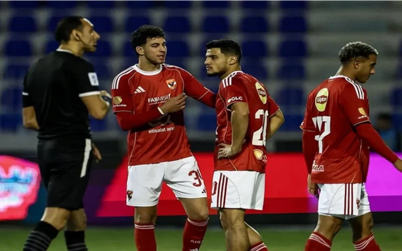 مواجهة قوية.. قنوات نقل مباراة الأهلي والمصرية للاتصالات مع الترددات